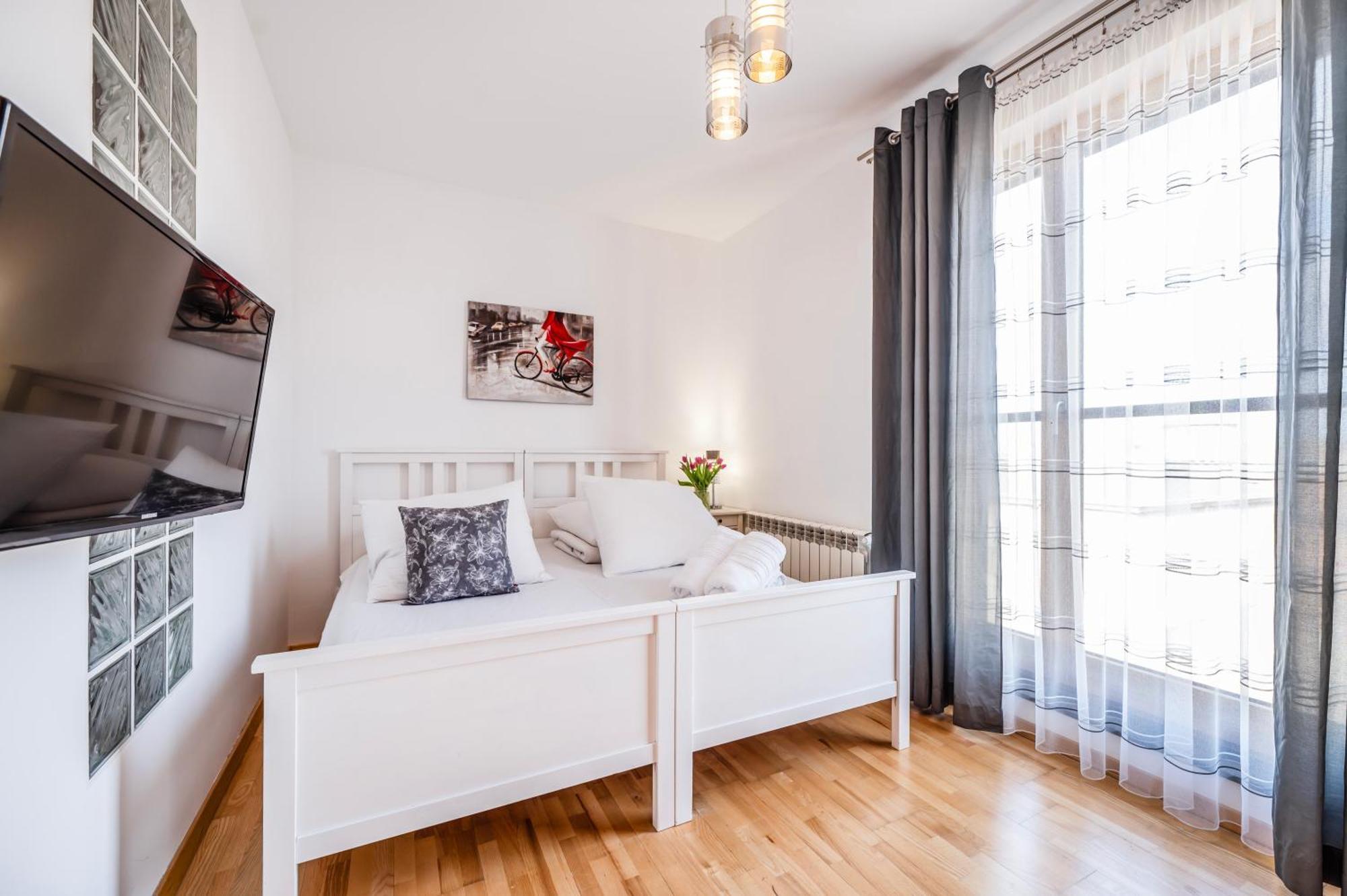 Appartamento Neapol Parking Gratis Moxy Te&Am Cracow Cracovia Esterno foto